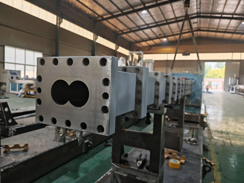 यूरोप बाजार के लिए उत्पादन में डब्ल्यूपीसी ग्रेनुलेशन मशीन