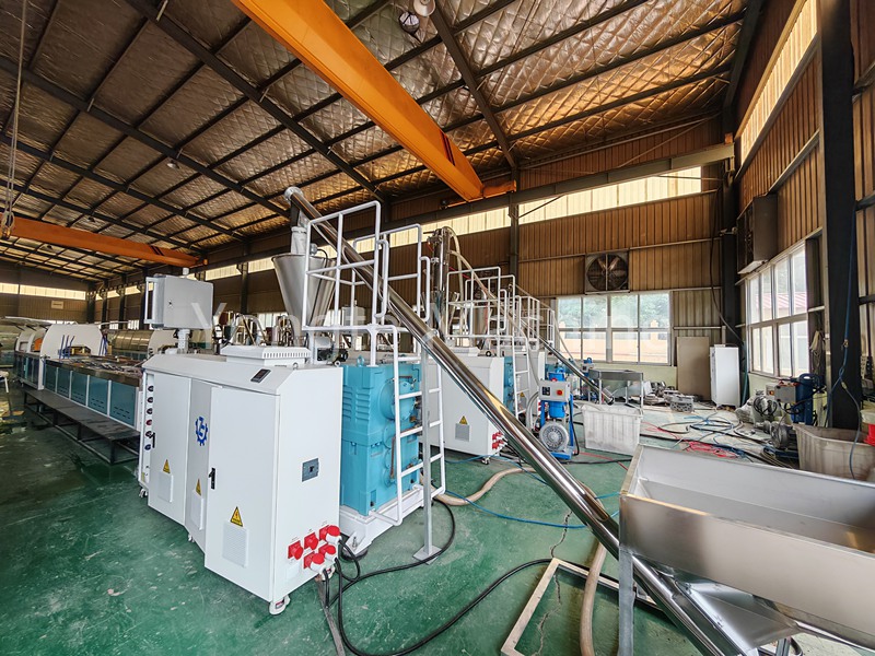 auto feeder of 2026 New WPC Decking Machine