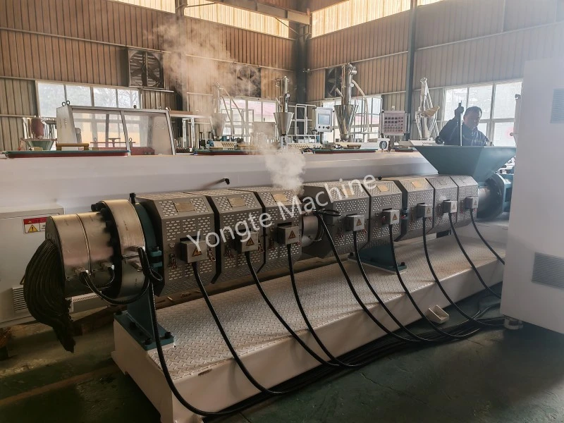 ​अफ्रीकी ग्राहकों के लिए उच्च दक्षता वाली प्लास्टिक रीसाइक्लिंग एक्सट्रूज़न मशीन को स्वीकृति मिल गई है