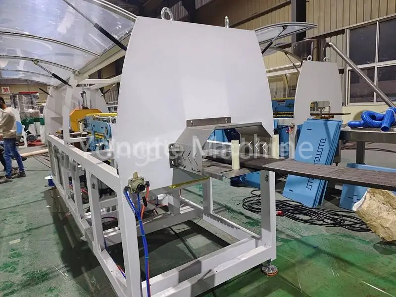 auto cutter of Plastic Wood Machine