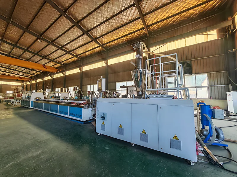 WPC extrusion machine